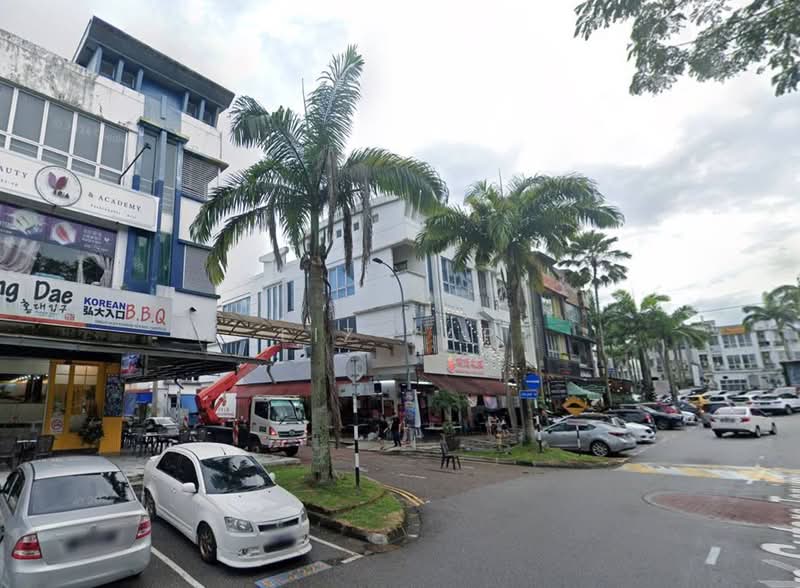3 Storey Shoplot Jalan Sutera Tanjung Taman Sutera Utama untuk Untuk Dijual - RM 4,300,000, Mac 2026 - Exterior - PropertyGuru.com.my