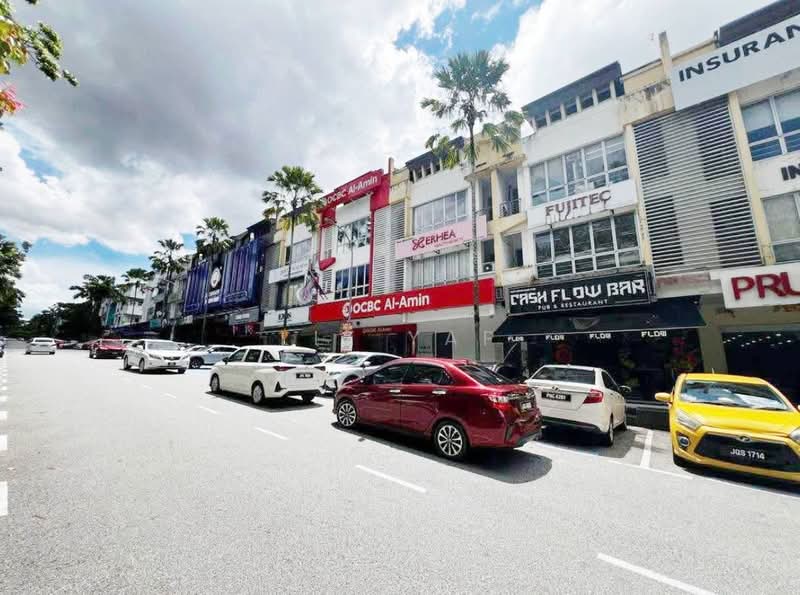 3 Storey Shoplot Jalan Sutera Tanjung Taman Sutera Utama untuk Untuk Dijual - RM 4,300,000, Mac 2026 - Exterior - PropertyGuru.com.my
