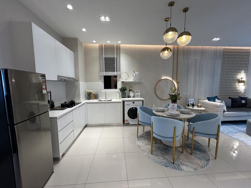 Service Residence for Sale at Vista Tiara (MBW Bay) - Wilson Aw - Kitchen - PropertyGuru.com.my