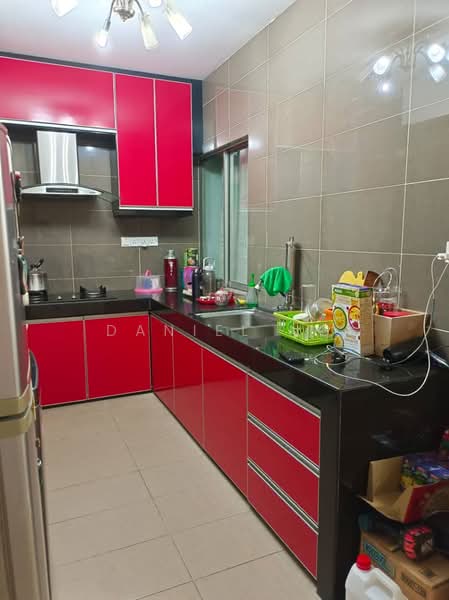 Apartment for Sale at Vista Impiana - Daniel Ng - Kitchen - PropertyGuru.com.my