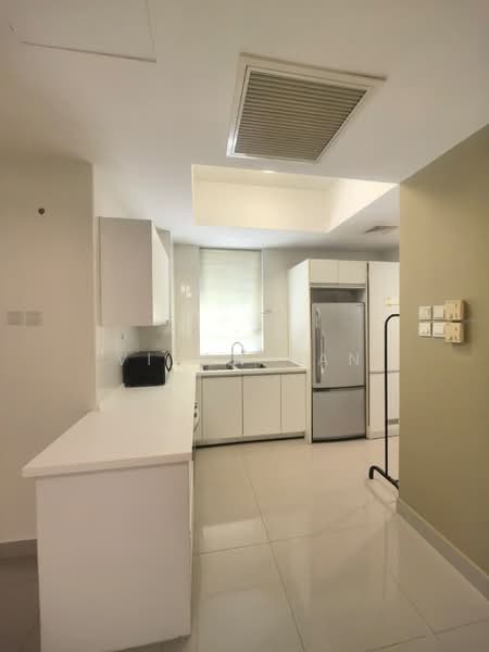 Servis Apartment untuk Dijual di Solaris Dutamas - Vivan Tan - Kitchen - PropertyGuru.com.my