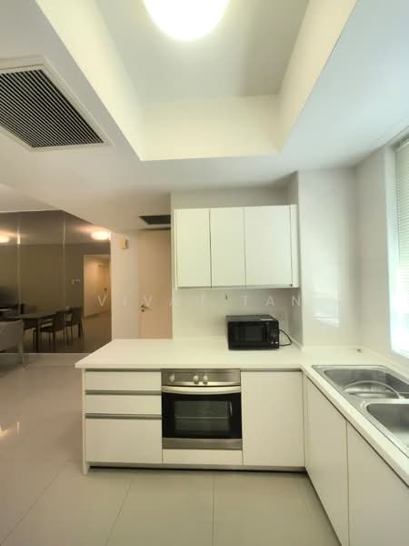 Servis Apartment untuk Dijual di Solaris Dutamas - Vivan Tan - Kitchen - PropertyGuru.com.my