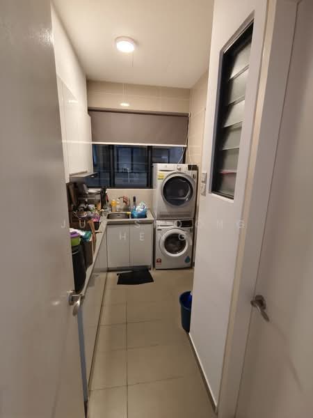 Condominium for Rent at Waltz Residences - Jun Shoong Heng - Kitchen - PropertyGuru.com.my