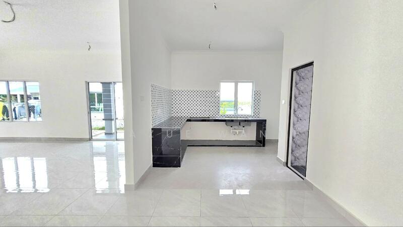 Bungalow for Sale in Mahkota Hills (Lenggeng) - Syazue Wanie - Kitchen - PropertyGuru.com.my