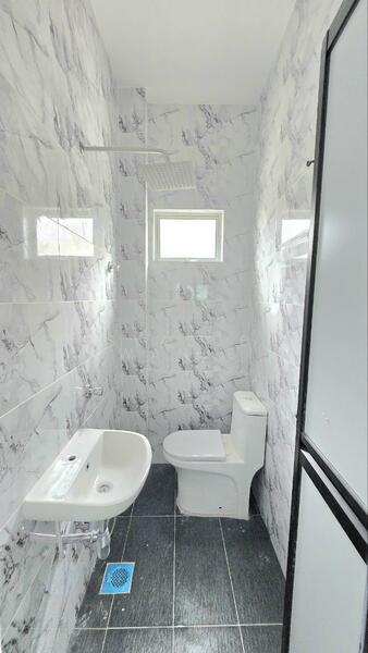 Bungalow for Sale in Mahkota Hills (Lenggeng) - Syazue Wanie - Bathroom - PropertyGuru.com.my