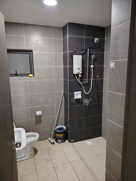 Condominium for Rent at The Henge - YS Lock - Bathroom - PropertyGuru.com.my