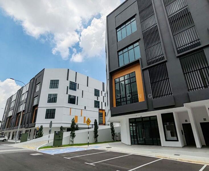 Kedai / Pejabat untuk Disewa di Johor Bahru (Johor) - Joanne Yong - Exterior - PropertyGuru.com.my