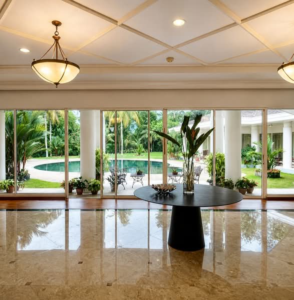 Bungalow for Sale in Leisure Farm (Gelang Patah) - Benson NEC - Lobby - PropertyGuru.com.my