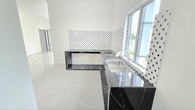 Bungalow for Sale in Mahkota Hills (Lenggeng) - Haslinda Ahmad Razali - Kitchen - PropertyGuru.com.my