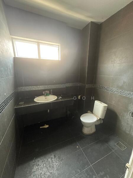 Rumah Berkembar untuk Disewa di Batu Ferringhi (Penang) - Rick Goh - Bathroom - PropertyGuru.com.my