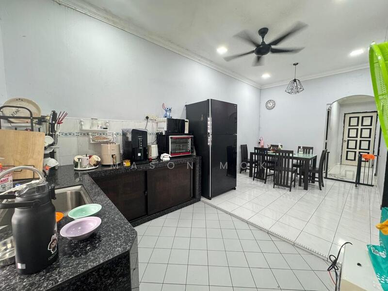 1-storey Terraced House for Sale in Taman Gunung Pulai (Kulai) - Mason Mok - Kitchen - PropertyGuru.com.my