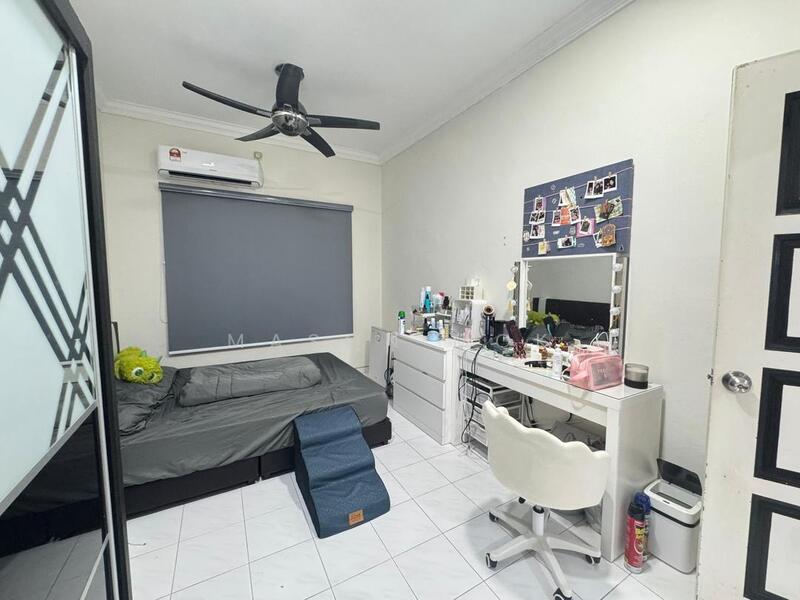 1-storey Terraced House for Sale in Taman Gunung Pulai (Kulai) - Mason Mok - Bedroom - PropertyGuru.com.my