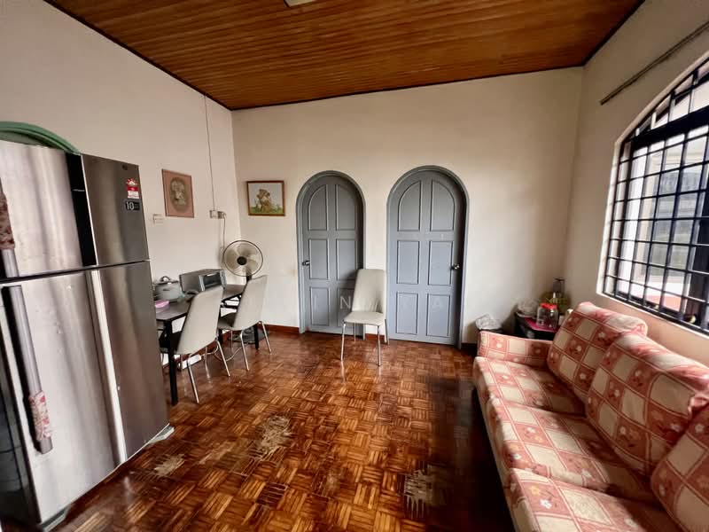 Bungalow for Sale in Taman Seputeh (Seputeh) - Kevin Yai - Living Room - PropertyGuru.com.my