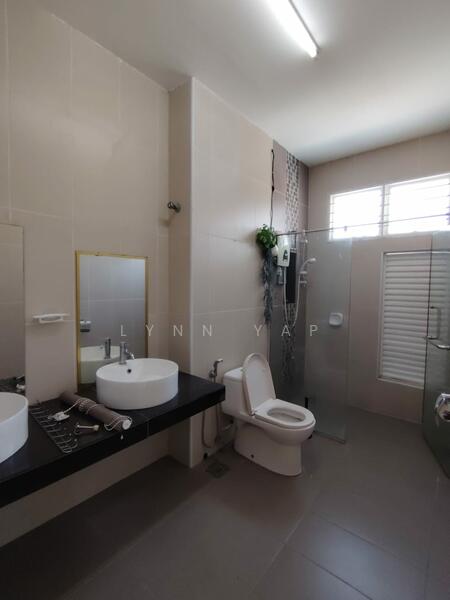 2-storey Terraced House for Rent in Seksyen U13 (Setia Alam) - Lynn Yap - Bathroom - PropertyGuru.com.my