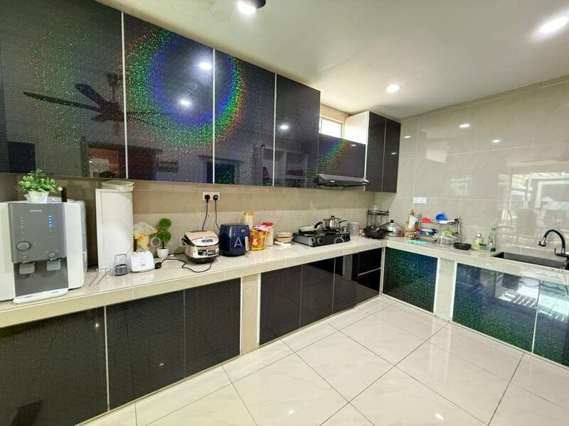 Bungalow for Sale in Amverton Hills (Sungai Buloh) - Oscar Pong - Kitchen - PropertyGuru.com.my