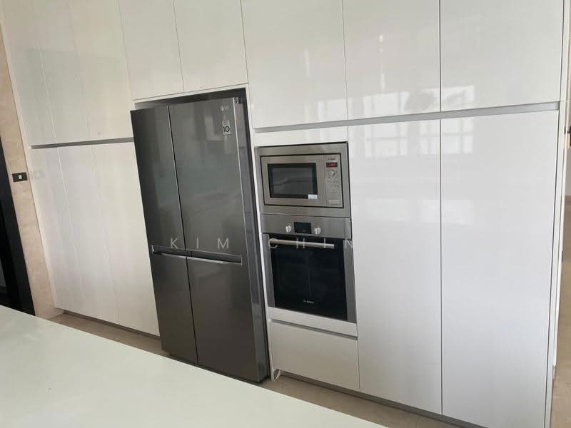 Kondominium untuk Dijual di The Pearl KLCC - Kim Ching - Kitchen - PropertyGuru.com.my
