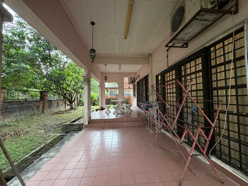 Jalan Kubah Bukit Jelutong Shah Alam Corner Lot Double Storey Superlink House For Sale untuk Untuk Dijual - RM 1,350,000, Apr 2026 - Exterior - PropertyGuru.com.my