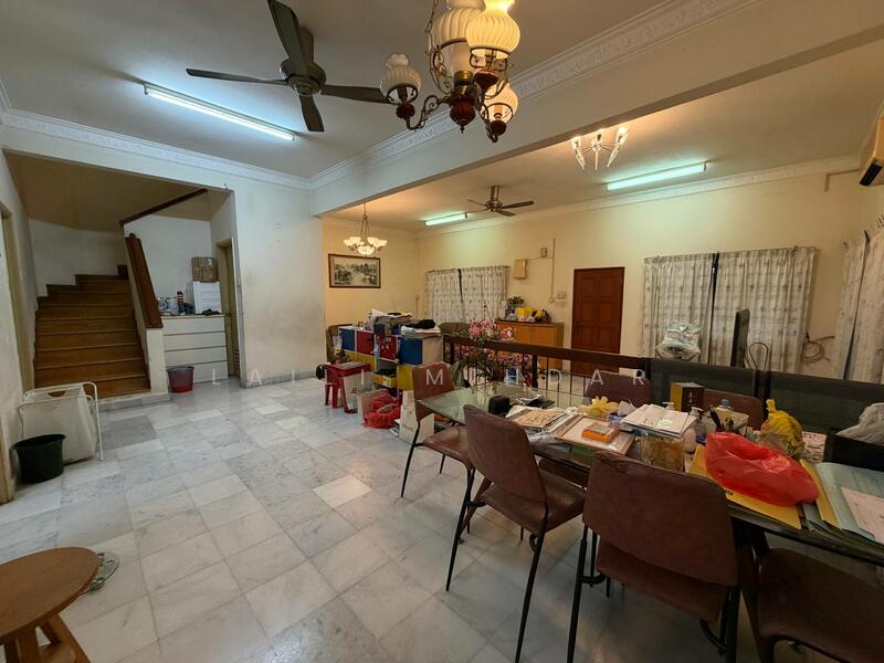 Jalan Kubah Bukit Jelutong Shah Alam Corner Lot Semi-Detached House For Sale untuk Untuk Dijual - RM 1,350,000, Mac 2026 - Living Room - PropertyGuru.com.my