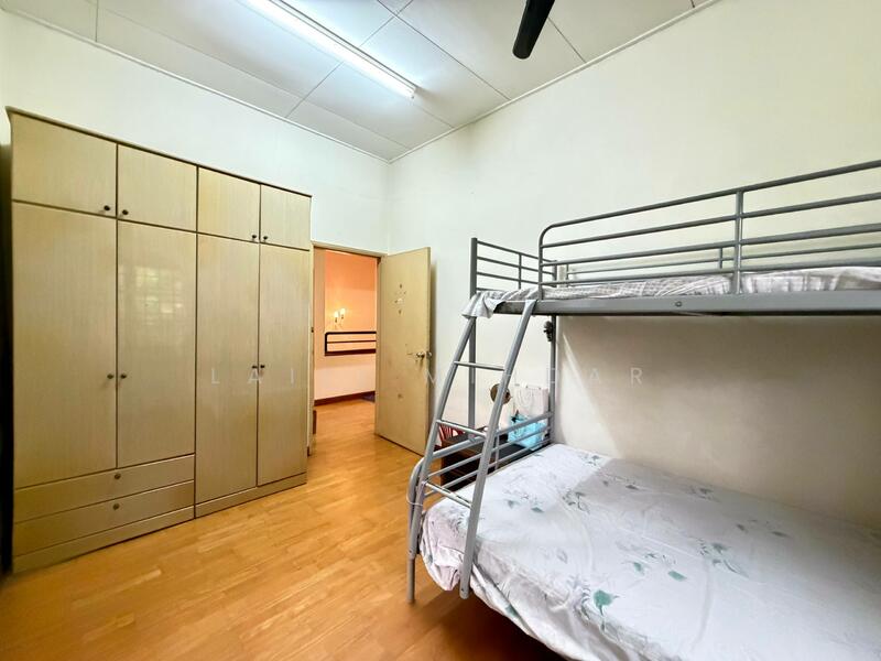 Jalan Kubah Bukit Jelutong Shah Alam Corner Lot Semi-Detached House For Sale untuk Untuk Dijual - RM 1,350,000, Mac 2026 - Bedroom - PropertyGuru.com.my