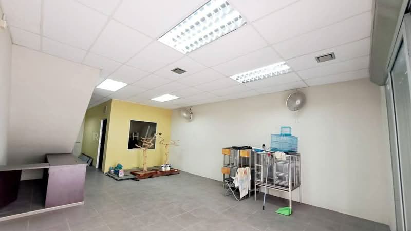 Shop for Sale in Taman Industri Alam Jaya (Puncak Alam) - Rohana Ishak - Interior - PropertyGuru.com.my