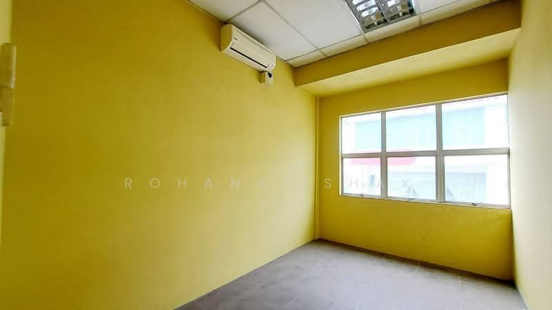 Shop for Sale in Taman Industri Alam Jaya (Puncak Alam) - Rohana Ishak - Interior - PropertyGuru.com.my