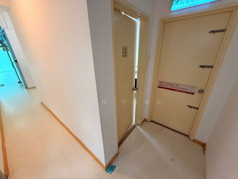 Office for Rent in Seksyen 19 (Petaling Jaya) - Sean Yong - Corridor - PropertyGuru.com.my
