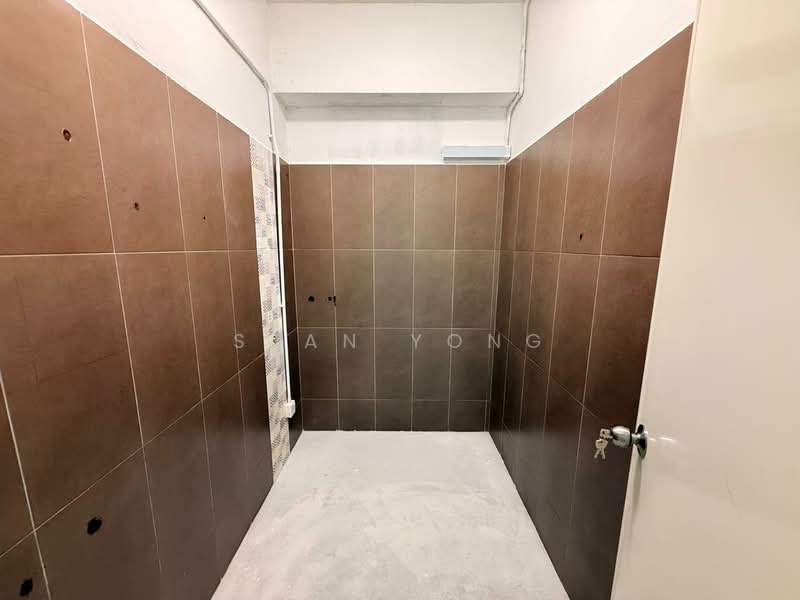 Office for Rent in Seksyen 19 (Petaling Jaya) - Sean Yong - Bathroom - PropertyGuru.com.my