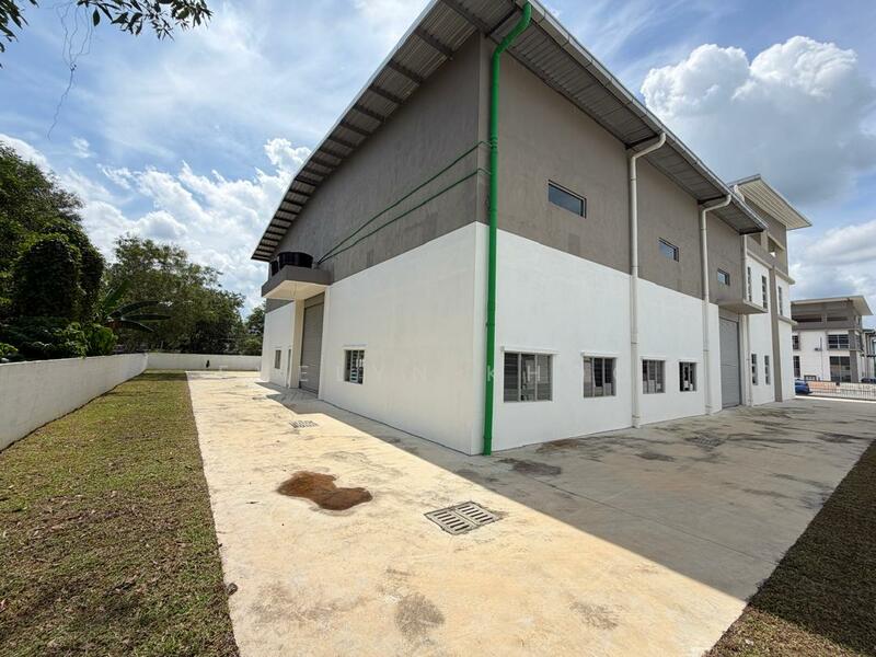 Detached Factory for Rent in Saujana Rawang (Rawang) - Evelyn Khoo - Exterior - PropertyGuru.com.my