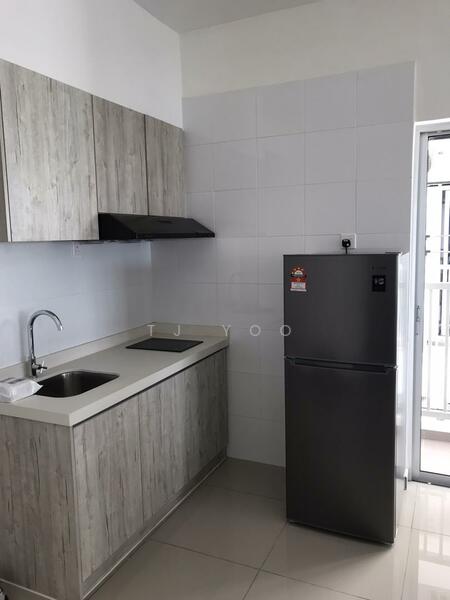Condominium for Rent at The Edge Residence - TJ Yoo - Kitchen - PropertyGuru.com.my