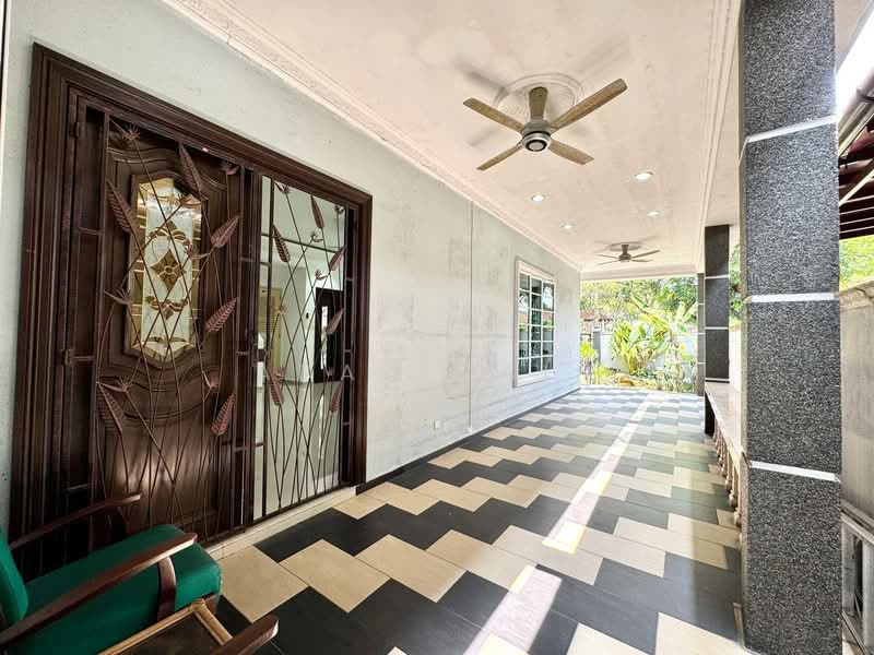 Rumah Berkembar untuk Dijual di Shah Alam (Selangor) - Adaw Zain - Exterior - PropertyGuru.com.my
