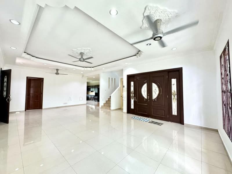 Rumah Berkembar untuk Dijual di Shah Alam (Selangor) - Adaw Zain - Living Room - PropertyGuru.com.my