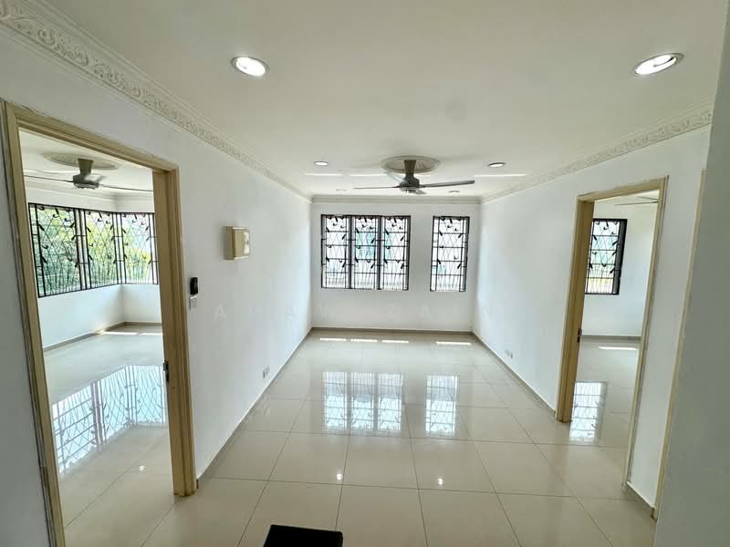 Rumah Berkembar untuk Dijual di Shah Alam (Selangor) - Adaw Zain - Living Room - PropertyGuru.com.my