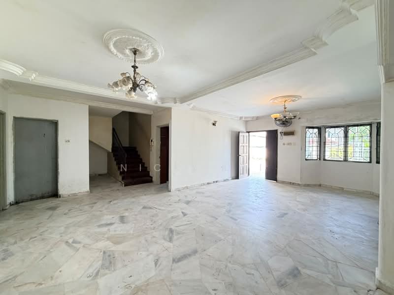 Bungalow for Sale in Rawang (Selangor) - Nicky Lai - Living Room - PropertyGuru.com.my