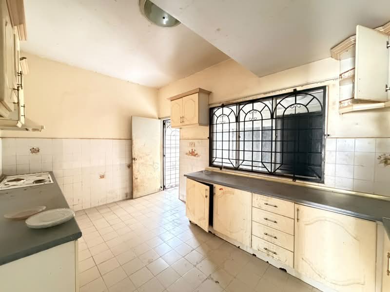 Bungalow for Sale in Rawang (Selangor) - Nicky Lai - Kitchen - PropertyGuru.com.my
