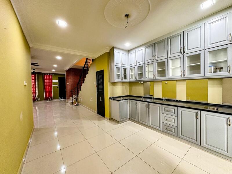 Rumah Teres 2-Tingkat untuk Dijual di Kajang (Selangor) - Wan Azlan Ahmad - Kitchen - PropertyGuru.com.my