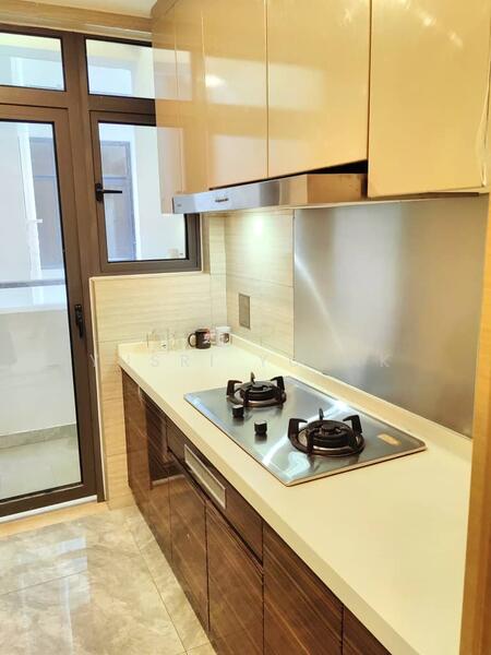 Service Residence for Rent at R&F Princess Cove Phase 1 - Yusri Yusak - Kitchen - PropertyGuru.com.my