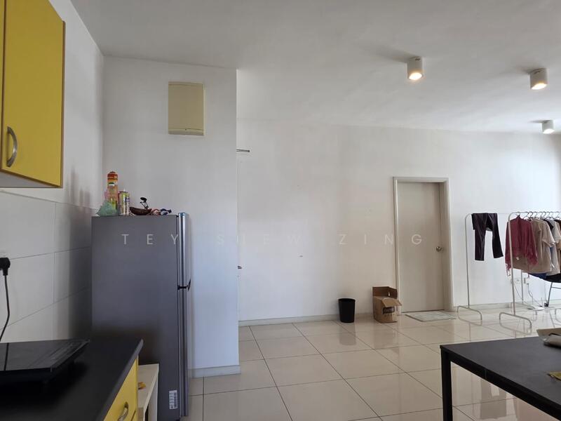 Condominium for Sale at Casa Green - Tey Siew Zing - Kitchen - PropertyGuru.com.my