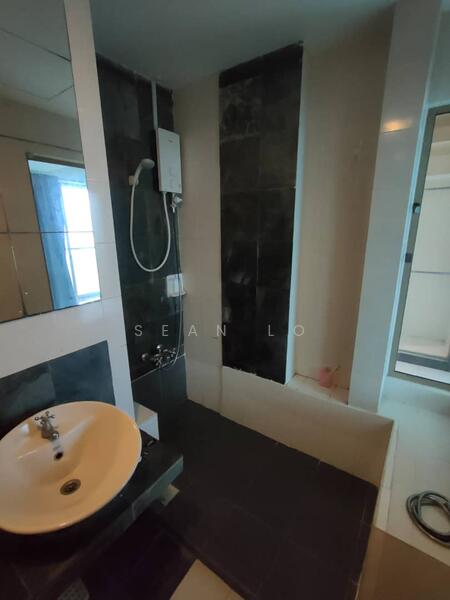 Ritze Perdana 2 untuk Untuk Disewa - RM 1,250 /bulan, Feb 2026 - Bathroom - PropertyGuru.com.my