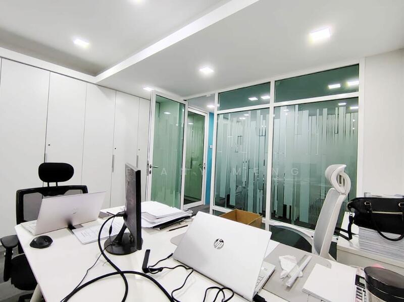 Shop for Sale in MWE Commercial Park (Batu) - Tiffany Meng - Interior - PropertyGuru.com.my