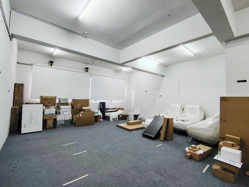 Shop for Sale in MWE Commercial Park (Batu) - Tiffany Meng - Interior - PropertyGuru.com.my