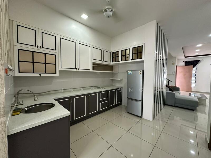 2-storey Terraced House for Rent in Johor Bahru (Johor) - Tracy Ong - Kitchen - PropertyGuru.com.my