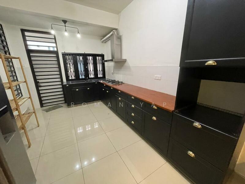 2-storey Terraced House for Sale in Rawang (Selangor) - Roman Yap - Kitchen - PropertyGuru.com.my