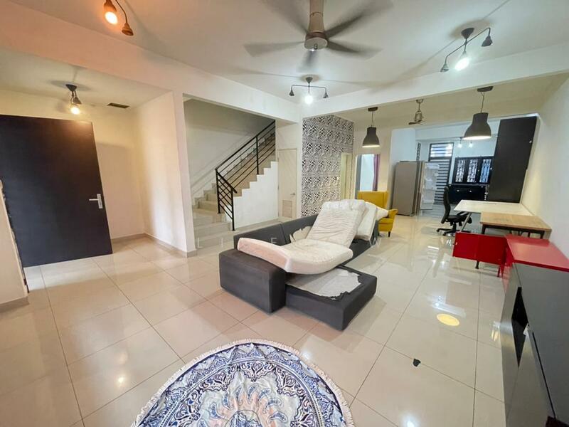 2-storey Terraced House for Sale in Rawang (Selangor) - Alice Low - Living Room - PropertyGuru.com.my
