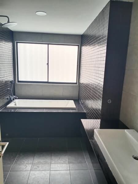 3-storey Terraced House for Sale in Anggun (Rawang) - Minnie Wong - Bathroom - PropertyGuru.com.my