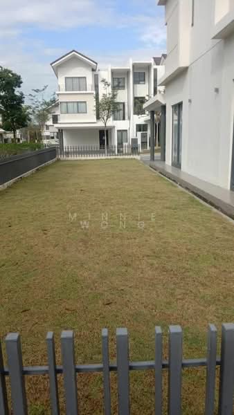 3-storey Terraced House for Sale in Anggun (Rawang) - Minnie Wong - Exterior - PropertyGuru.com.my
