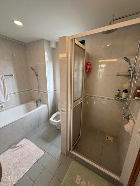 Condominium for Sale at The Straits View Condominium - Chris Liew - Bathroom - PropertyGuru.com.my