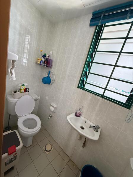 Condominium for Sale at The Straits View Condominium - Chris Liew - Bathroom - PropertyGuru.com.my