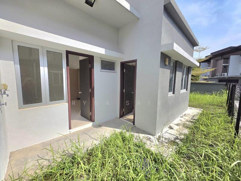2-storey Terraced House for Sale in Semenyih (Selangor) - Eryna Sairy - Exterior - PropertyGuru.com.my