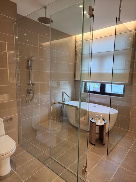 Condominium for Sale at Pavilion Mont' Kiara - Bob Wong - Master Bathroom - PropertyGuru.com.my
