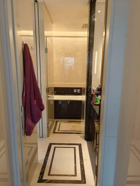Service Residence for Sale at Pavilion Suites - Terry Teh - Bathroom - PropertyGuru.com.my